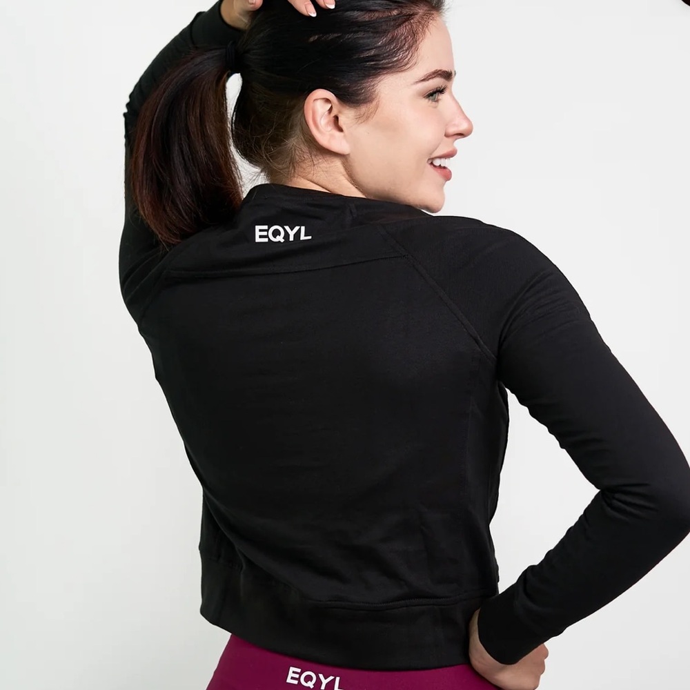 NWOT EQYL CROPPED SWEATSHIRT